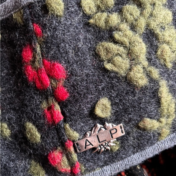 EUC Vintage ALP Dolomite Ski Handmade Wool Cardigan Sweater Jacket | Women’s XXL - Picture 6 of 13